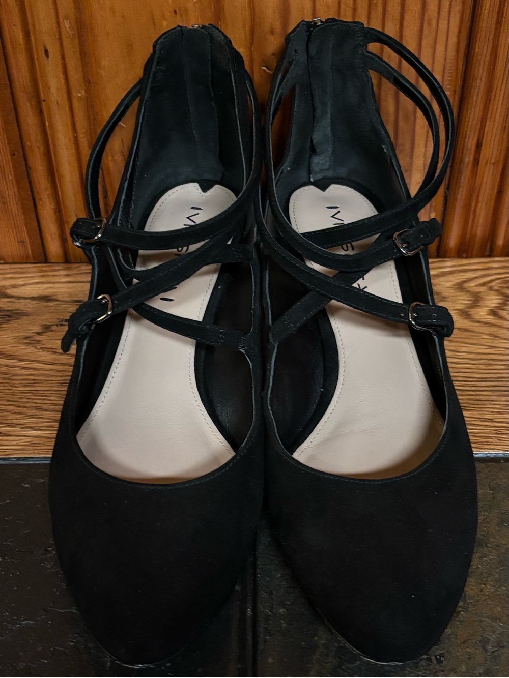 Via Spiga Black Suede Criss Cross Strappy Block Heel Pumps Size 9.5